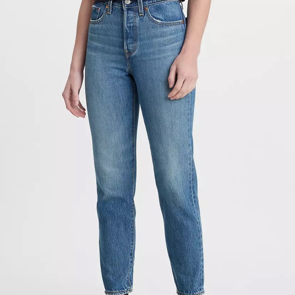 Levi Wedgie Jeans - Size 27